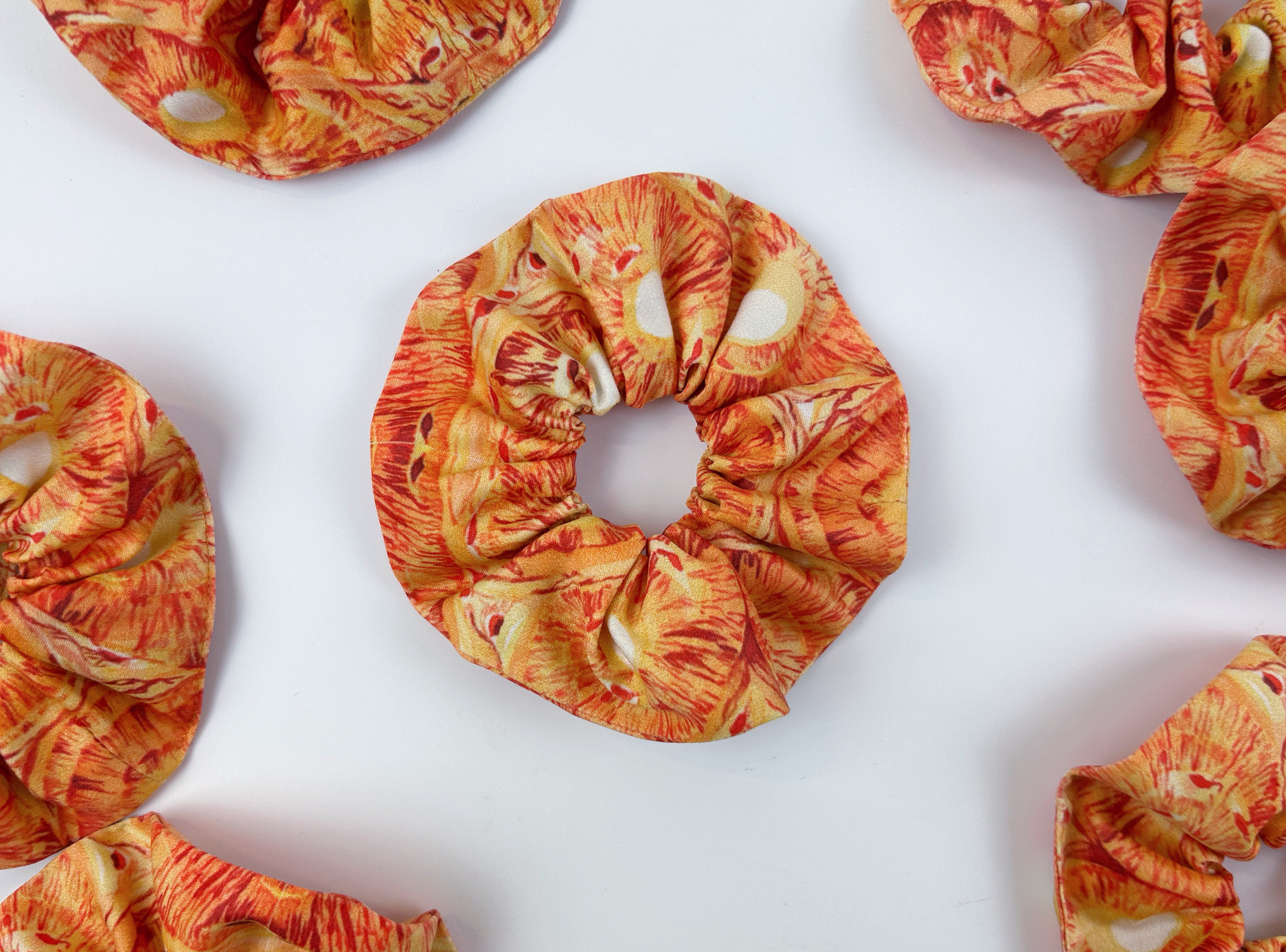 Art Scrunchie: Bone (Thionin/Schmorl)