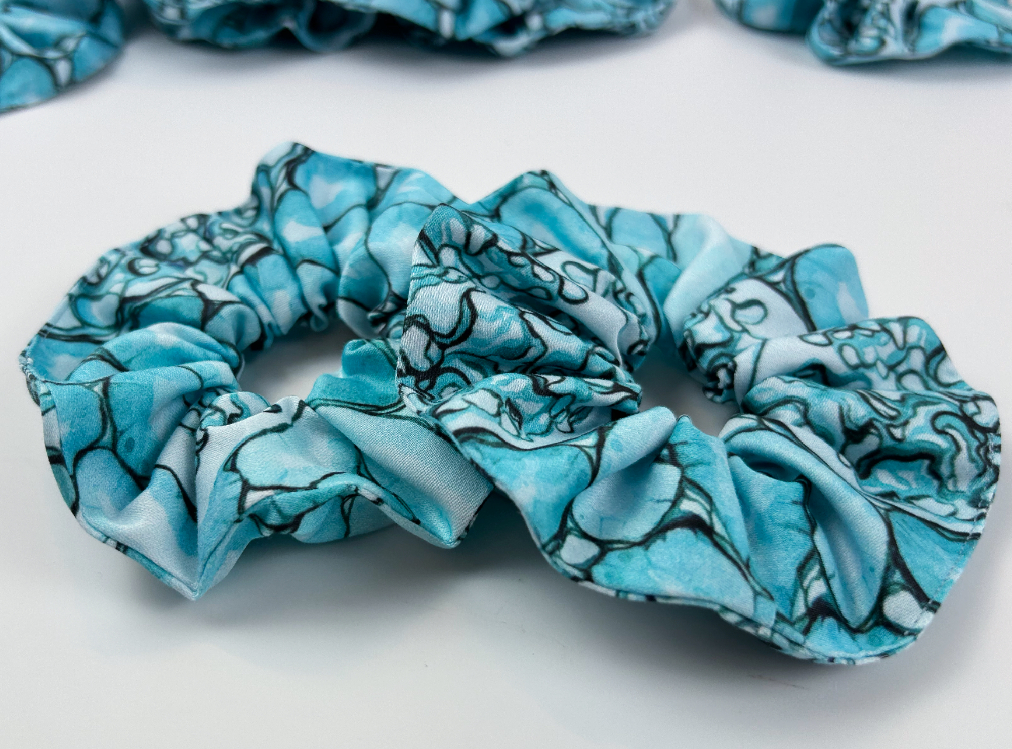 Art Scrunchie: Kidney (Silverstain) - Image 4